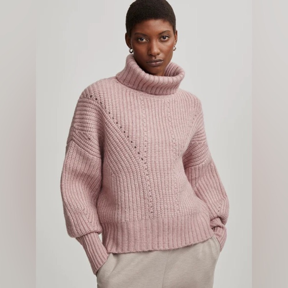 Varley Rogan Cropped Knit in Woodrose Pink Sweater size small